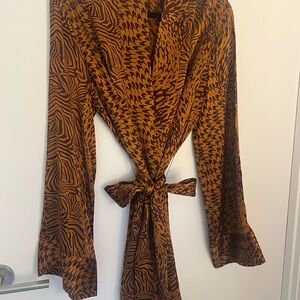 Tell Your Friends Elegant Brown Patterned Mini Dress